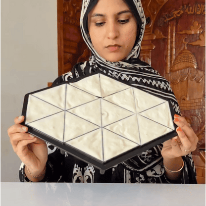 24 in 1 Unbreakable Samosa Maker (Allow to Open)