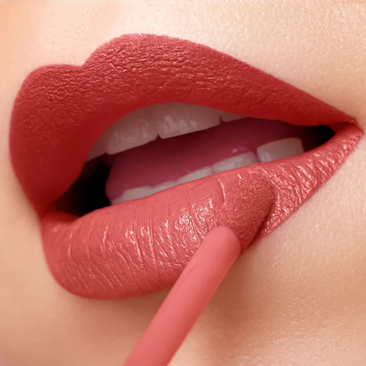 3 Glamorous Liquid Lipstick Kit + FREE Waterproof Kajal